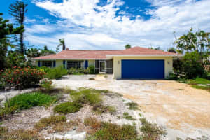 313 Palm Lake Dr, SANIBEL