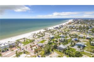 103-105 Hercules Dr, Fort Myers Beach 103-105 Hercules Dr, Fort Myers Beach
