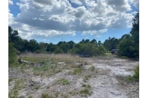 27027 Mingo Dr, Punta Gorda