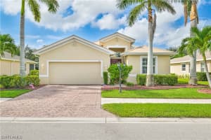 251 Destiny Cir, CAPE CORAL