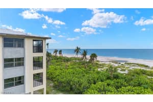 2737 W Gulf Dr 116, SANIBEL