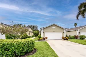 5526 Greenwood Cir 7, NAPLES