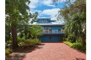 3814 Survey Cir, BONITA SPRINGS