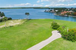 1771 Osceola Ct, Marco Island