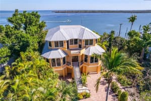 15557 Captiva Dr, Captiva