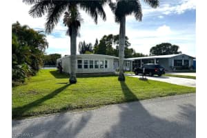 250 Indian Key Ln 266, Naples