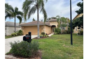 9866 Colonial Walk S, ESTERO
