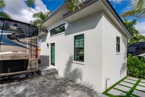 13495 Snook Cir, Naples