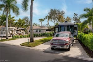 13507 Snook Cir, Naples