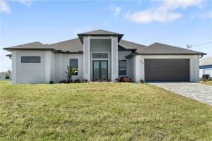 228 Nw 22nd Ct, Cape Coral