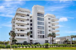 9790 Gulf Shore Dr 404, NAPLES
