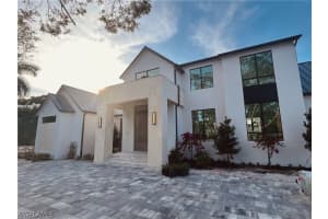 721 Spring Line Dr, Naples