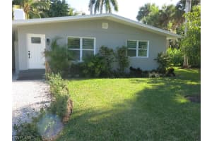 1315 Sandpiper St, Naples
