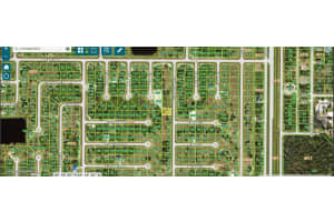 36 Coxswain Dr, Placida