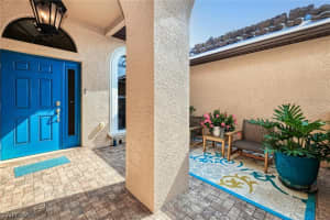 8796 Tropical Ct, FORT MYERS