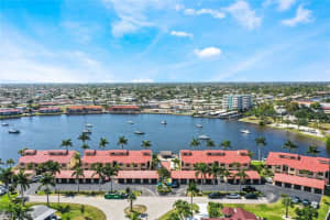 5103 Sunnybrook Ct 4, Cape Coral