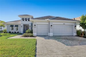 14327 Laguna Springs Ln, Naples