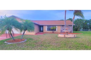 1115 Se 30th Ter, Cape Coral