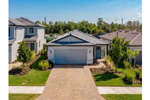 2162 Yellowfin Cir, Naples