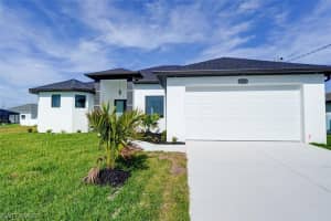 1032 Nw 36th Pl, Cape Coral