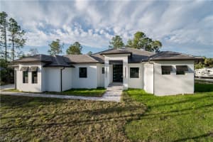 1587 Golden Gate Blvd W, Naples