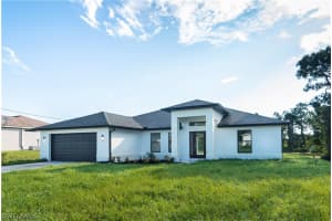 3319 20th St W, Lehigh Acres