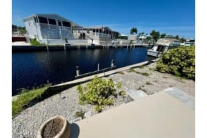 4697 Lahaina Ln, Bonita Springs