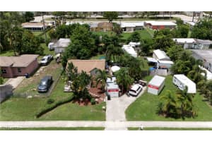 2105 Carrell Rd, Fort Myers