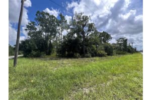 4301 E 10th St, Lehigh Acres 4301 E 10th St, Lehigh Acres