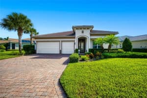 13840 Woodhaven Cir, Fort Myers