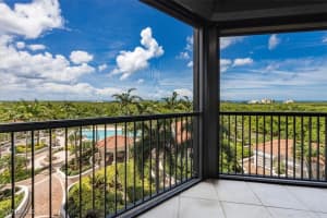 7575 Pelican Bay Blvd 403, Naples
