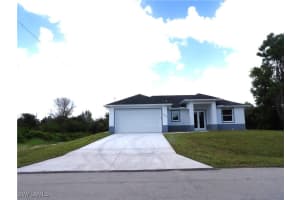 3367 Meadow Rd, Lehigh Acres