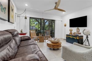 2154 Arbour Walk Cir 2514, Naples