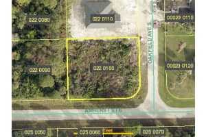 542 Oakfield Ave, Lehigh Acres