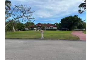 4232 Erindale Dr, North Fort Myers