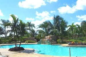 810 Regency Reserve Cir 8-803, Naples