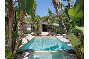 1200 9th Ave N, Naples