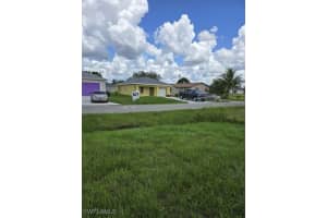 3433 Jeffcott St, Fort Myers