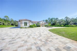 590 Carica Rd, Naples