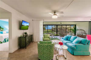 22 Cypress View Dr B-22, Naples