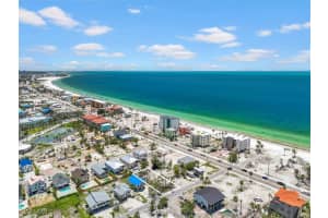 116 Bayview Ave, Fort Myers Beach