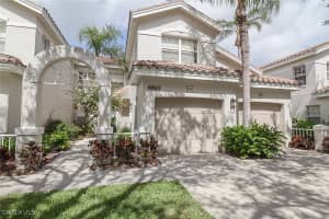6863 Satinleaf Rd S 202, Naples