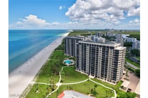 10851 Gulf Shore Dr 1204, Naples