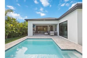 837 99th Ave N, Naples