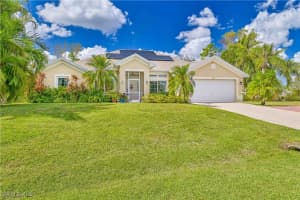 3922 Ne 23rd Pl, Cape Coral