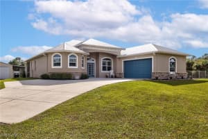 7825 2nd Ter, Lehigh Acres