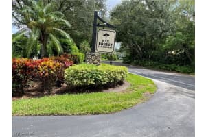 15475 Cedarwood Ln 8-202, Naples