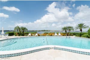 1100 Little Neck Ct F53, Naples