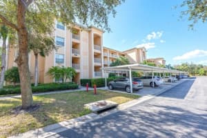 8550 Kingbird Loop 618, Estero