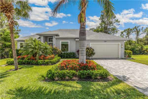 1245 Imperial Dr, Naples